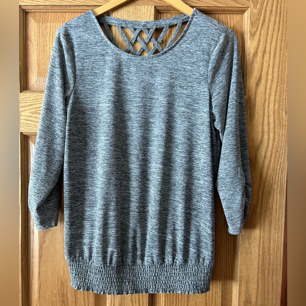 APT .9 Top With Lattice in the Back & Elastic around the Bottom-Gray -Size Small